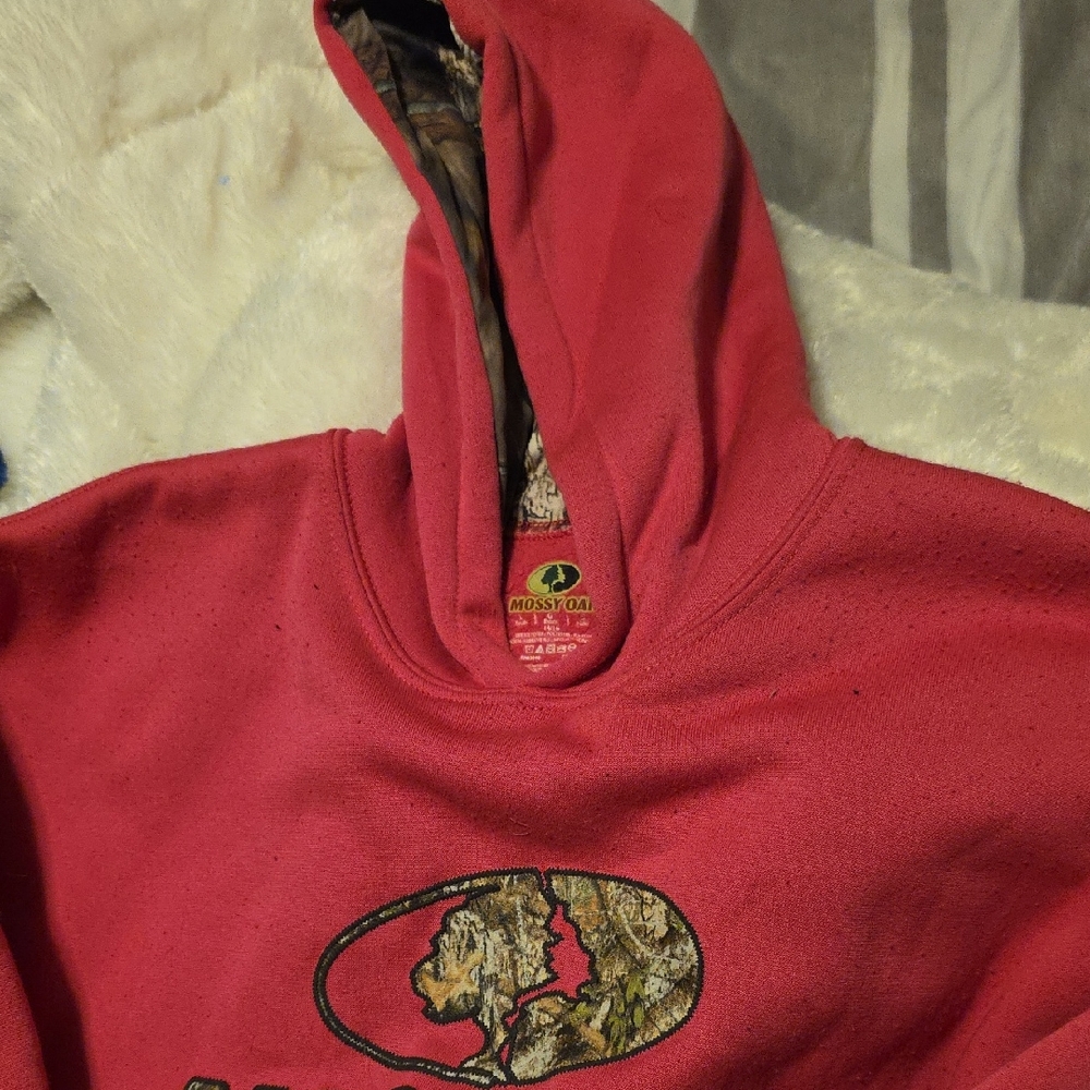 Mossy Oak Pink Hoodie with Camo Detail